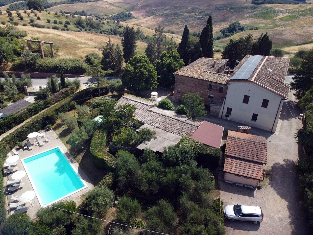 B&B Le Logge Di Sopra Asciano Exterior foto